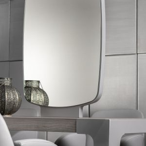 Vida Chair